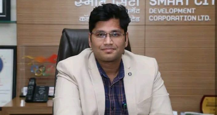 निरोप एका ‘कार्यतत्पर’ लोकसेवकाचा; कोल्हापूरच्या विकासाला ‘कार्तिकेयन’ पॅटर्नची देणगी