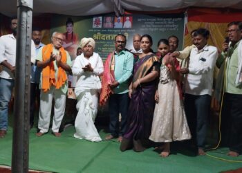 चित्रकार रणजीत दत्त वर्मा यांचा माहूर येथे सन्मान….!!!