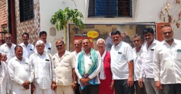 रेल-नावडी सेवा सहकारी संस्थेत बाबासाहेब मुरकुंडे यांची निवड