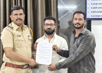 किनवटमध्ये आंबेडकर जयंती बॅनर तोडफोड प्रकरण; सुगत नगराळे यांची पोलिसांत तक्रार, दोषींवर कारवाईची मागणी