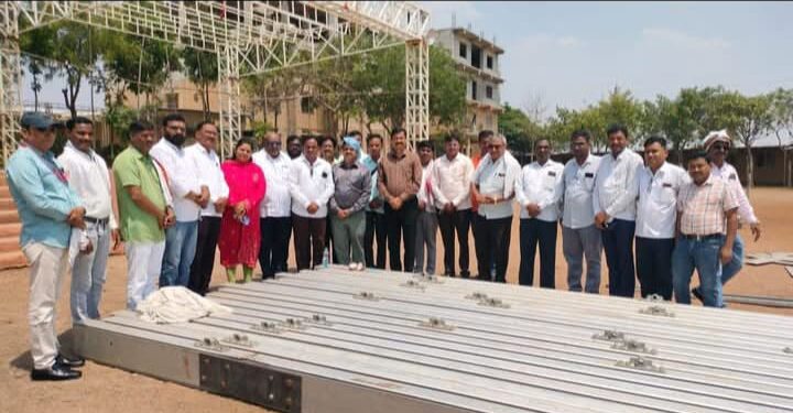 उदगीरात मराठी पत्रकार अधिवेशनाच्या सभामंडप कामाचे भूमिपूजन