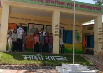 कोल्हावाडी जिल्हा परिषद शाळेत डॉ. बाबासाहेब आंबेडकर जयंतीनिमित्त बालवाचन स्पर्धेचा प्रारंभ