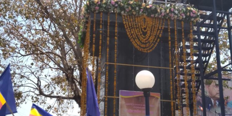 जळकोट शहरात डॉ. बाबासाहेब आंबेडकर यांची १३५ वी जयंती उत्साहात साजरी
