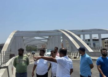 विरारमधील नारंगी पुलाची महापौरांकडून पाहणी; 19 एप्रिलला उद्घाटनाचे संकेत