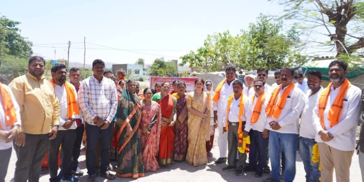कन्नड शहरात १ कोटी ३० लाखांच्या विकासकामांचा शुभारंभ; आमदार संजना जाधव यांच्या हस्ते उद्घाटन