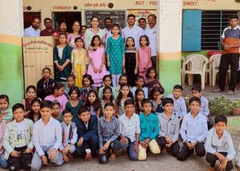 कावळे विहीर येथे निरोप समारंभ व गुणगौरव सोहळा उत्साहात संपन्न