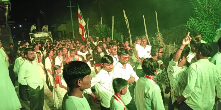 सुरगावात डॉक्टर बाबासाहेब आंबेडकर जयंतीनिमित्त अभिवादन