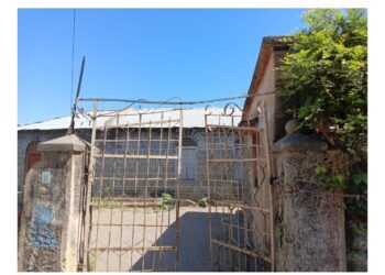 दगडी शाळेची अखेरची घंटा वाजली!