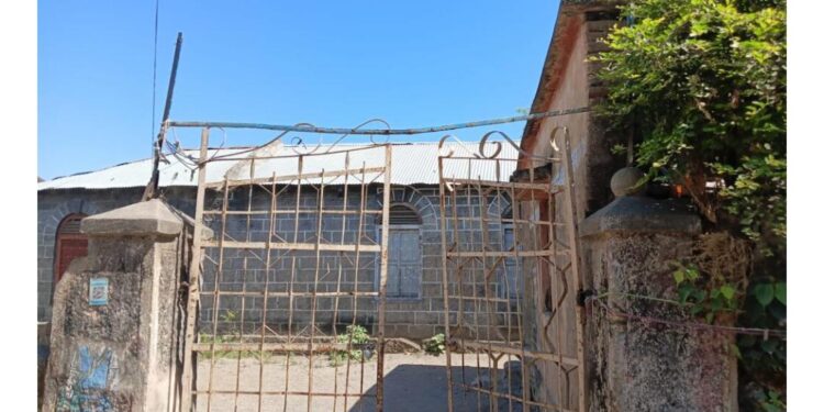 दगडी शाळेची अखेरची घंटा वाजली!