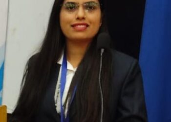 अहिंसा इंटरनॅशनल स्कूल, दोंडाईचाच्या प्राचार्यांनी अर्थशास्त्रात पीएच.डी. संपादन केली; त्यांचे संशोधन शैक्षणिक विकासात मोलाचे योगदान देते