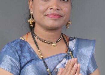 🎉 पट्टण कोडोलीत सरपंचपदी सौ. वर्षा बर्डे यांची बिनविरोध निवड