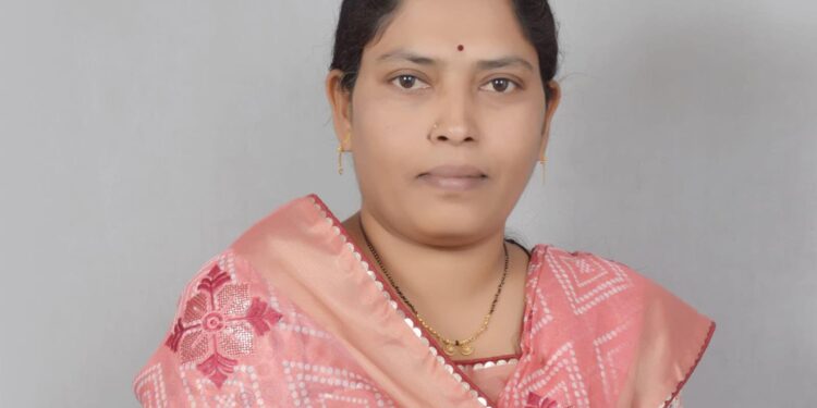 बिलोलीत स्वस्त धान्य दुकानातून निकृष्ट तांदूळ;नगरसेविका अनुपमा गायकवाड यांची तक्रार