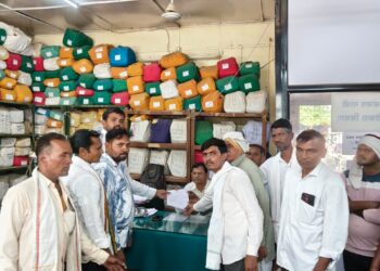 सोनुना–चिंचाळा रस्त्याचे काम निकृष्ट दर्जाचे; आंदोलनाचा इशारा