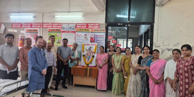 परशुराम जयंतीनिमित्त अंबाजोगाईत रक्तदान शिबिर; ३२ जणांचे रक्तदान, १५ जणांचा अवयवदान संकल्प