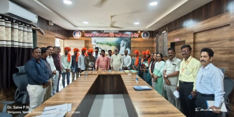 विविध स्पर्धा परीक्षांत महाराजा जिवाजीराव शिंदे महाविद्यालयाचे उल्लेखनीय यश; गुणवंतांचा सत्कार