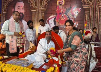 वडनेरमध्ये हरिनाम सप्ताहाचा उत्साह; आमदार संजना जाधव यांची सदिच्छा भेट