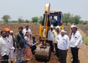 नायगावमध्ये २० वर्षांपासून रखडलेल्या शेतरस्त्याचा मार्ग मोकळा; शेतकऱ्यांना दिलासा