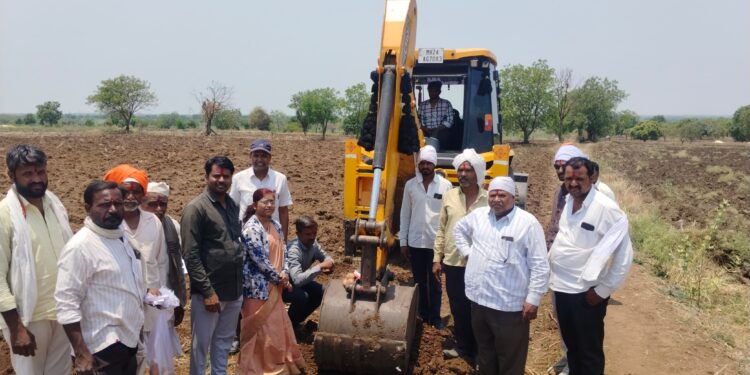 नायगावमध्ये २० वर्षांपासून रखडलेल्या शेतरस्त्याचा मार्ग मोकळा; शेतकऱ्यांना दिलासा