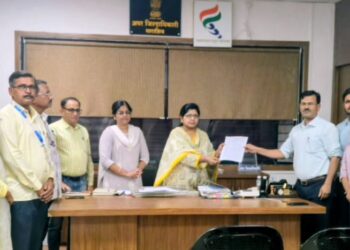 परंडा तहसीलदारांवरील हल्ल्याचा निषेध; दोषींवर कठोर कारवाईची संघटनेची मागणी