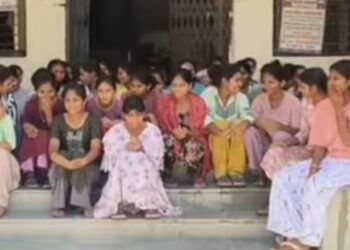 शहादा आदिवासी वस्तीगृह प्रकरण: निकृष्ट जेवणावरून ठेकेदाराचा ठेका रद्द करण्याची मागणी