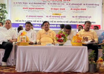 कन्नड तालुक्यात पंचायत समितीच्या सर्व विभागांची आढावा बैठक संपन्न; रखडलेली कामे तात्काळ पूर्ण करण्याचे निर्देश