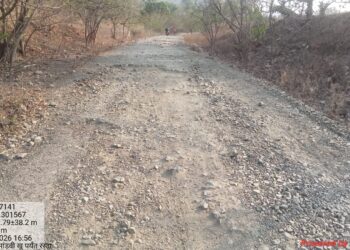 सात वर्षांपासून रखडलेला रस्ता; नागरिकांचा संताप वाढला