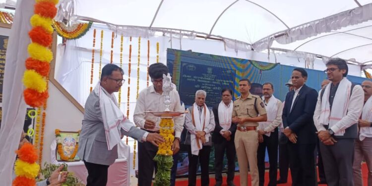 दुघाळा येथे लिगो इंडिया प्रकल्पाच्या नागरी व निर्वात पायाभूत सुविधांचे भूमिपूजन