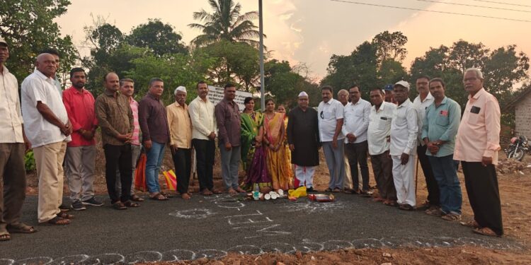 हारुरमध्ये प्रलंबित रस्त्याचा प्रश्न मार्गी; आमदार राजेश पाटील यांच्या हस्ते कामाचे उद्घाटन