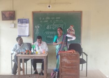 टाकाऊ वस्तूंना नवजीवन; विद्यार्थ्यांमध्ये पर्यावरण जपण्याची सृजनशील जाणीव