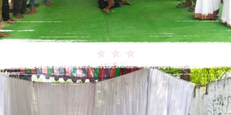 दिव्यांग कर्मचाऱ्यावर हल्ल्यानंतर कारवाईचा अभाव; किनवट नगर परिषद कर्मचाऱ्यांचा संप दुसऱ्या दिवशीही सुरू