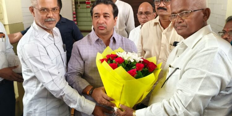 महाराष्ट्र राज्य कृषी पणन मंडळाच्या संचालकपदी तुळशीदास रावराणे यांची नियुक्ती