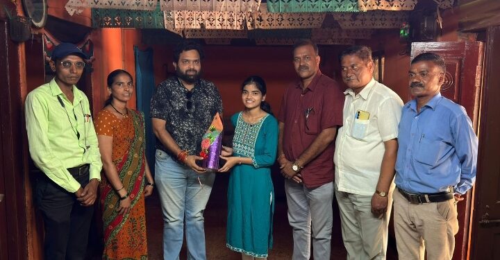 दर्डेवाडीच्या धनश्री केरकरचे दैदिप्यमान यश; बारावी परीक्षेत आजरा महाविद्यालयात प्रथम