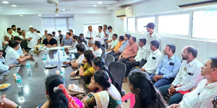 सत्ताधाऱ्यांच्या दडपशाहीविरोधात शिवसैनिकांचा आवाज बुलंद व्हावा – माजी आमदार वैभव नाईक