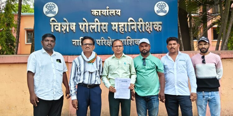 नंदुरबारमध्ये गुन्हेगारी रोखण्यासाठी पोलिस अधिकाऱ्यांच्या बदल्यांची मागणी; आदिवासी संघटनांचे निवेदन