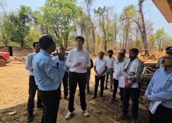 अपूर्ण रस्ते व पुलांवर प्रशासनाचा कडक बडगा; राष्ट्रीय महामार्ग विभागाला ‘कारणे दाखवा’ नोटीस