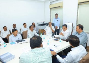 बालगंगा प्रकल्प पुनर्वसनासाठी मंत्रालयात महत्त्वपूर्ण बैठक; प्रकल्पग्रस्तांच्या मागण्यांना वेग