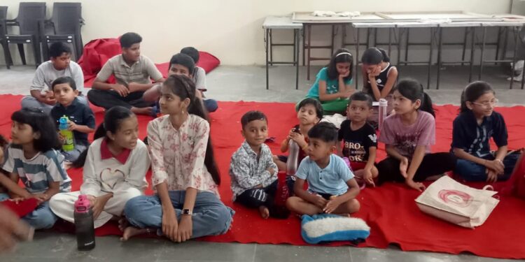 खोपोलीत बालसंस्कार वर्ग प्रशिक्षणाचा उत्साहपूर्ण शुभारंभ; मुलांना संस्कारांची नवी दिशा