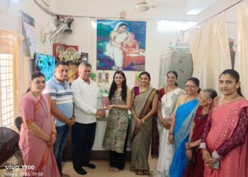 व्हॉलंटरी कनिष्ठ महाविद्यालयात गुणवंत विद्यार्थ्यांचा दिमाखदार सत्कार सोहळा
