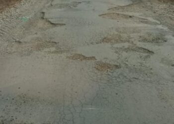 गणेगाव-रांजणगाव रस्त्यावरील खड्ड्यांमुळे नागरिक त्रस्त; ग्रामस्थांची तातडीने दुरुस्तीची मागणी