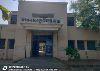 मंठा पंचायत समितीचे अधिकारी जोमात, सर्वसामान्य जनता कोमात!