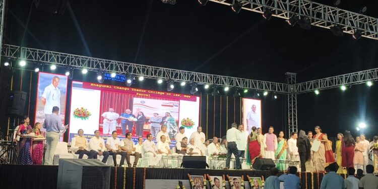 स्व. जनार्दन भगत साहेब यांच्या ३८ व्या पुण्यतिथीनिमित्त उलवे येथे कार्यक्रम संपन्न