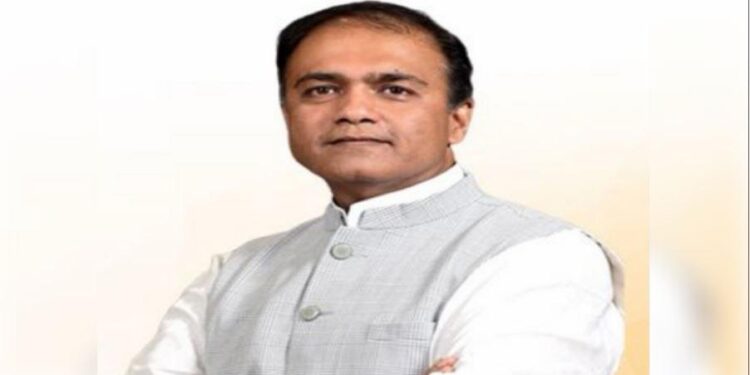 राज्यातील बाल वैज्ञानिकांची झेप आता थेट नासापर्यंत; ‘मुख्यमंत्री विद्यार्थी विज्ञान वारी’ला शासन निर्णय मंजूर