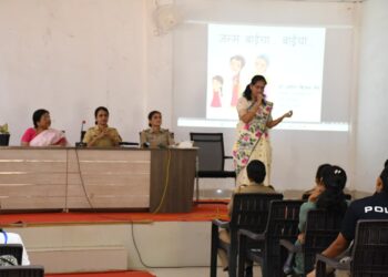 वर्धा पोलिस दलात महिला अधिकारी व अंमलदारांसाठी आरोग्यविषयक विशेष कार्यशाळा
