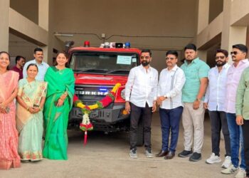 शिरूर नगरपरिषदेच्या ताफ्यात अत्याधुनिक ‘मिनी रेस्क्यू टेंडर’ दाखल; नगराध्यक्षा ऐश्वर्या पाचर्णे यांच्या हस्ते लोकार्पण