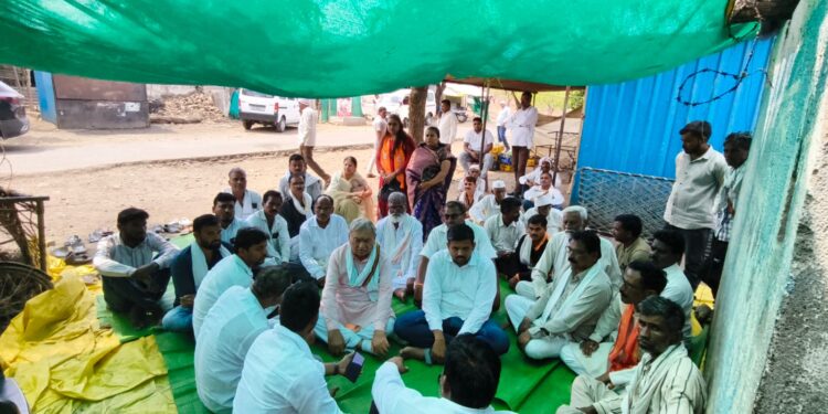 सावरगाव येथील अल्पवयीन मुलीवरील अत्याचार प्रकरणी आरोपीस फाशीची शिक्षा देण्याची शिवसेनेची जोरदार मागणी