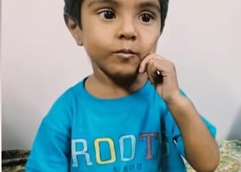 पनवेल रेल्वे स्थानकावर ३ वर्षीय अपंग चिमुकलीला सोडून आई-वडिलांचा पलायन; पोलिसांकडून तपास सुरू