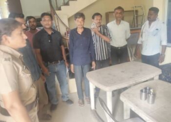 अवैध दारू विक्रीवर सावंगी (मेघे) पोलिसांची धडक कारवाई; ७१ हजार ९०० रुपयांचा मुद्देमाल जप्त