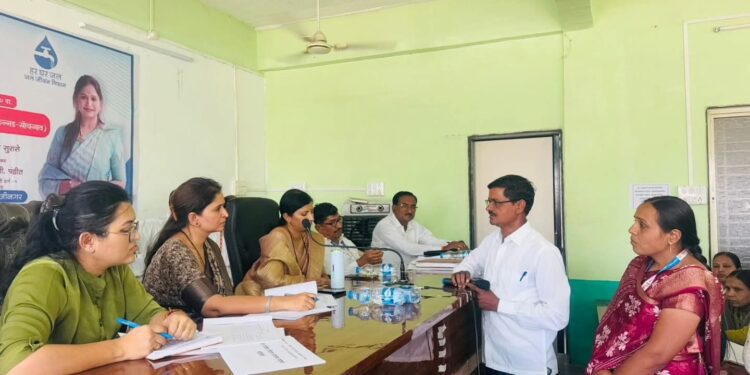 कन्नड पंचायत समितीत ग्रामीण पाणीपुरवठा विभागाची आढावा बैठक संपन्न; जल जीवन मिशनच्या कामांना गती देण्याचे निर्देश