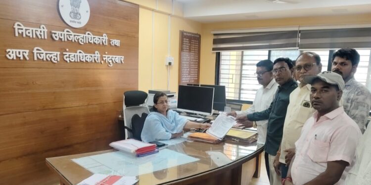 उपोषणकर्ते माणिक निलेवाड यांच्या मृत्यूस कारणीभूत अधिकाऱ्यांवर गुन्हा दाखल करण्याची मागणी