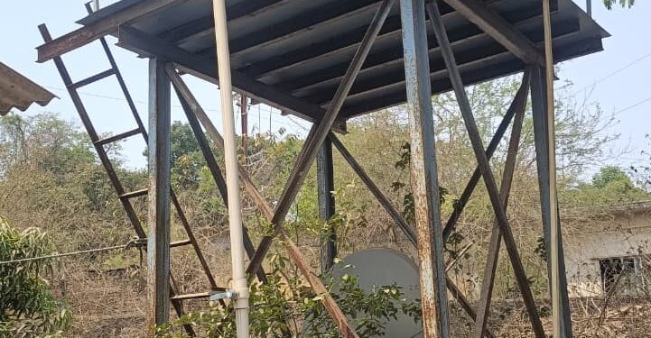 आश्वासन हवेतच; पष्टेपाड्यात ऐन उन्हाळ्यात पाण्यासाठी महिलांची वणवण